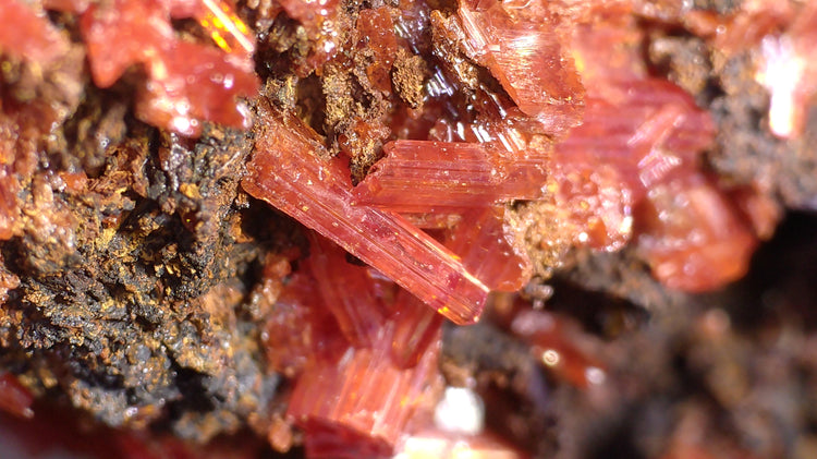 CROCOITE