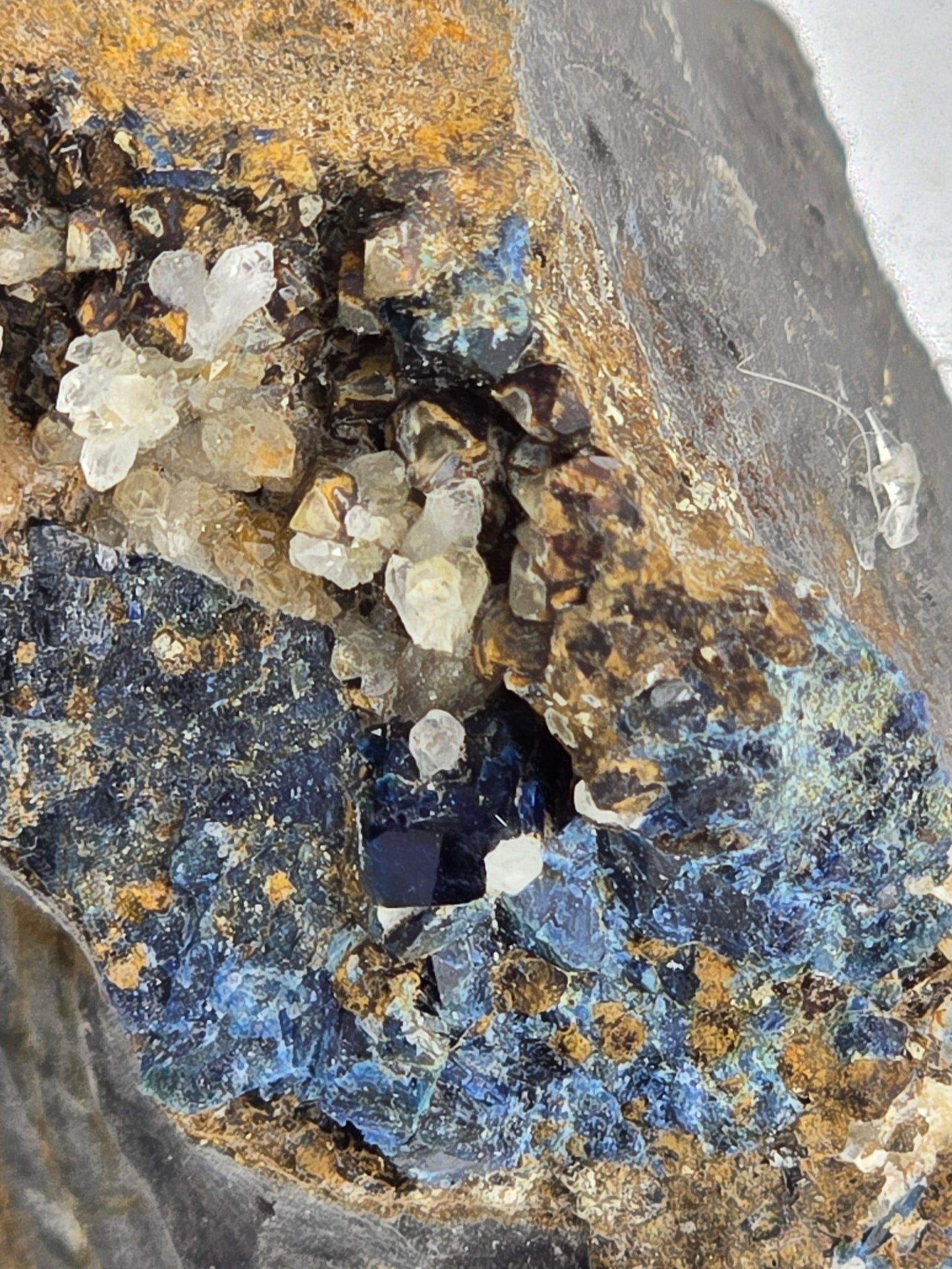 LAZULITE cabinet