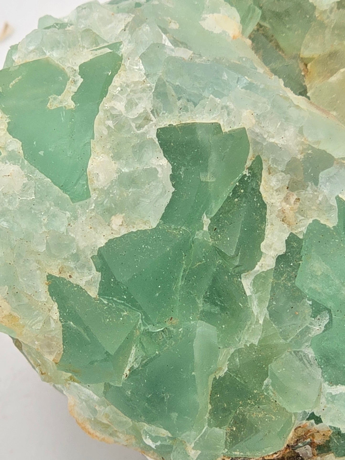 FLUORITE LIGHT GREEN (FLUORINE) RARE cabinet