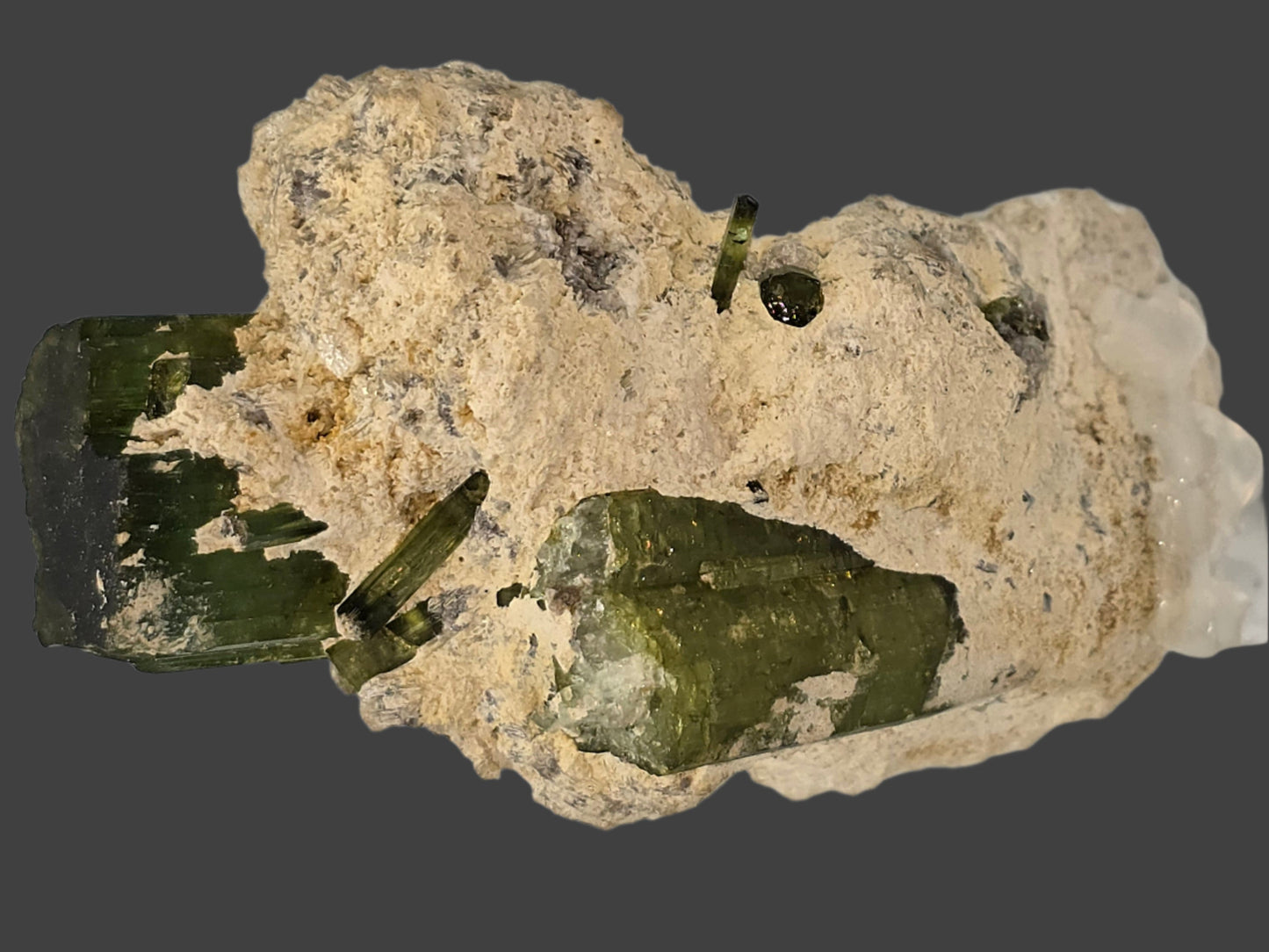TOURMALINE, URUBU GREEN LARGE CRYSTAL (4.5")