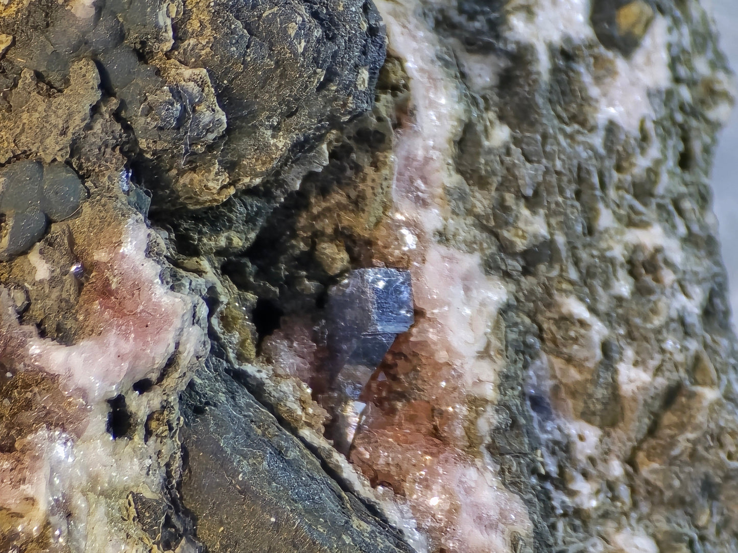 SMITHSONITE (COBALTOAN) with UNKNOWN MINERAL (small cabinet)