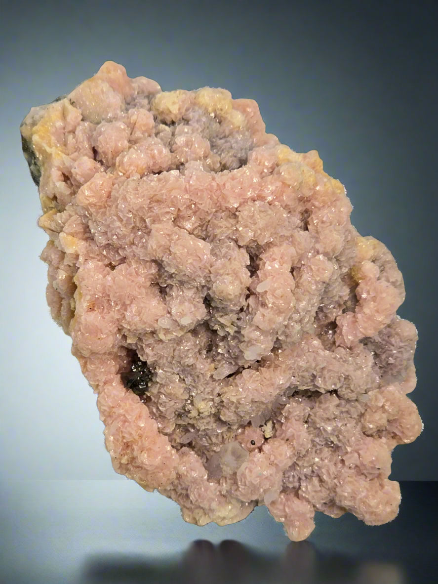 RHODOCHROSITE, CHALCOPYRITE, QUARTZ (small cabinet)