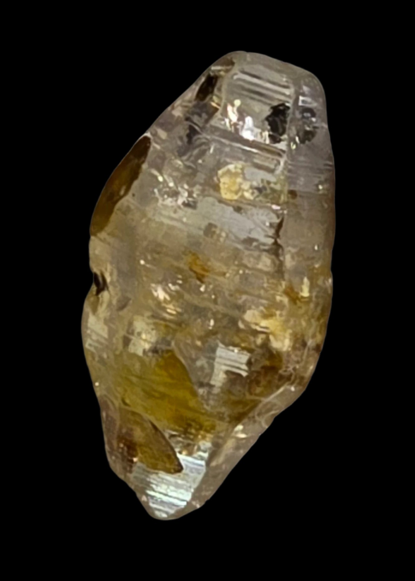 SAPPHIRE CRYSTAL (13 mm CORUNDUM)