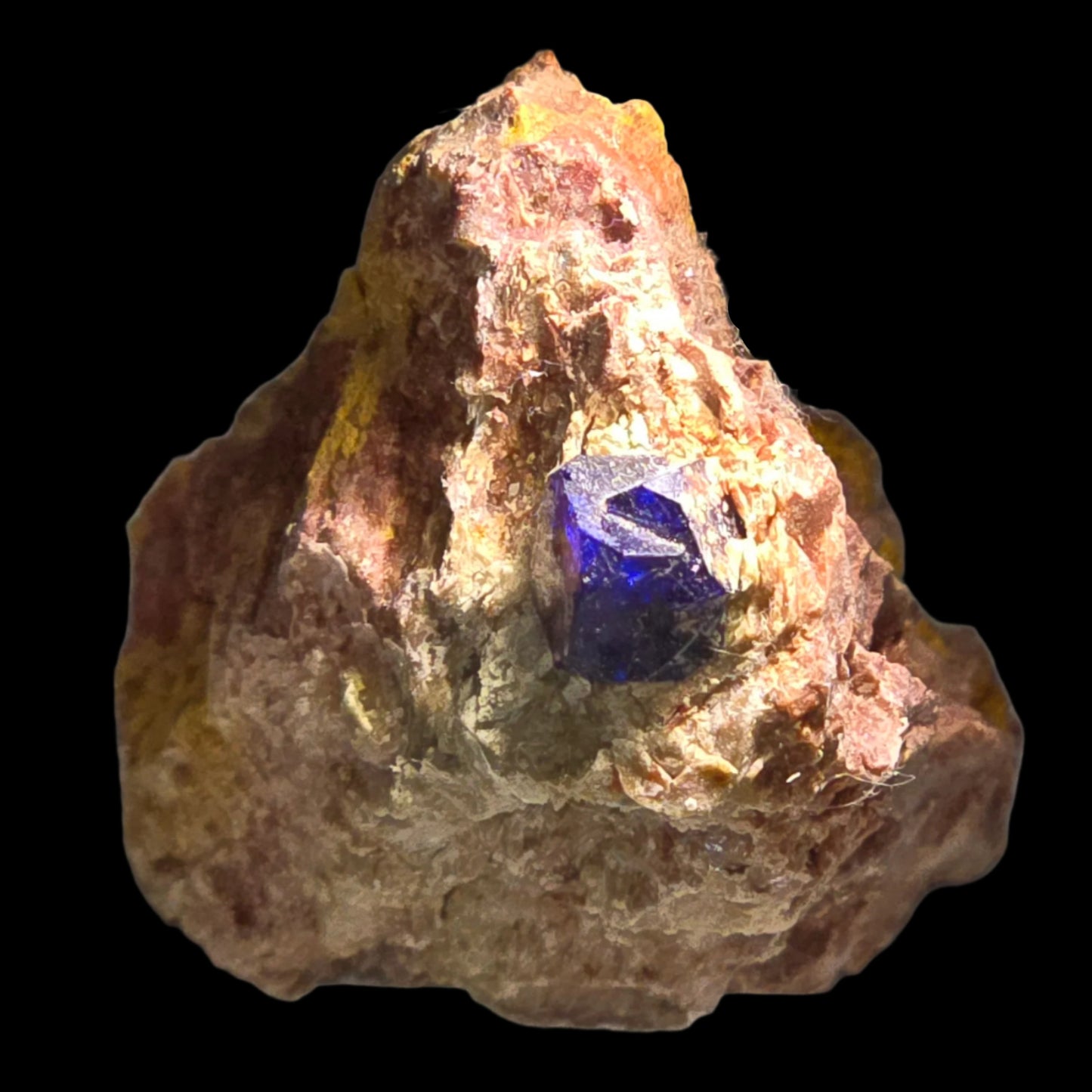 BOLEITE ON MATRIX (INTERGROWN CRYSTALS) 4.5 mm