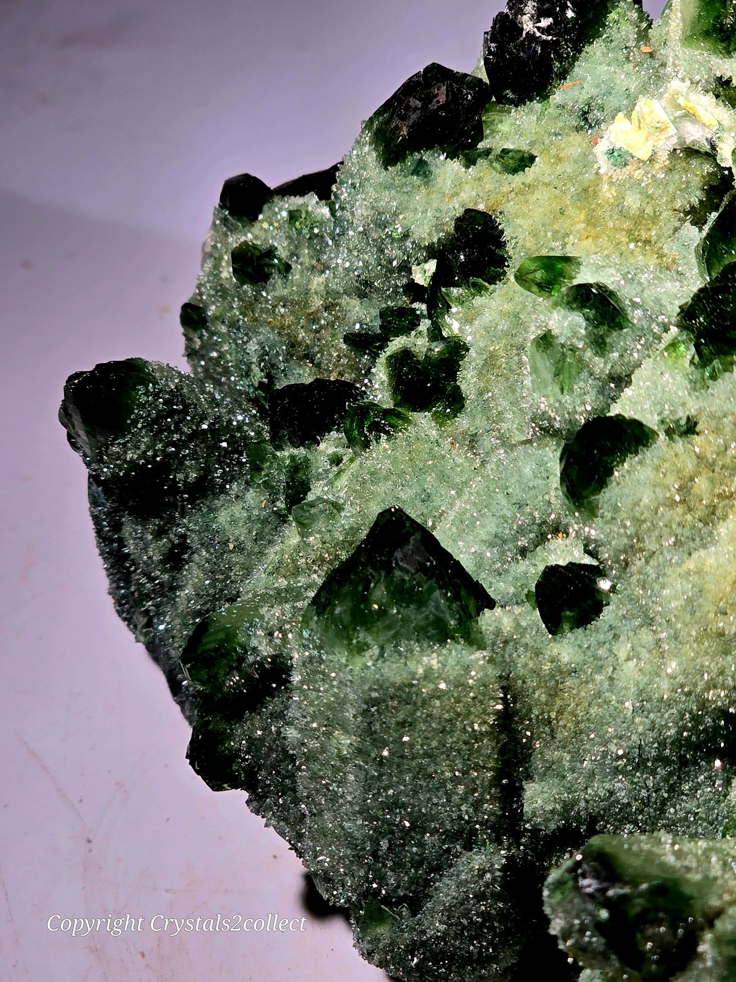 QUARTZ GREEN (large cabinet)
