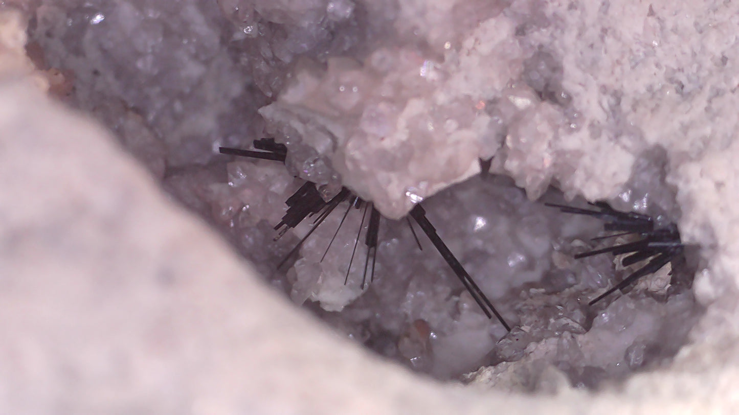 PSEUDOBROOKITE (small cabinet) CHECK THE MICROSCOPICAL PICTURES