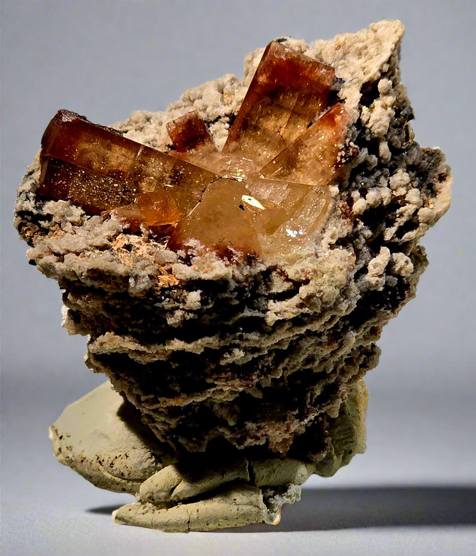 TOPAZ imperial, COLOUR SHERRY, RHYOLITE (miniature)