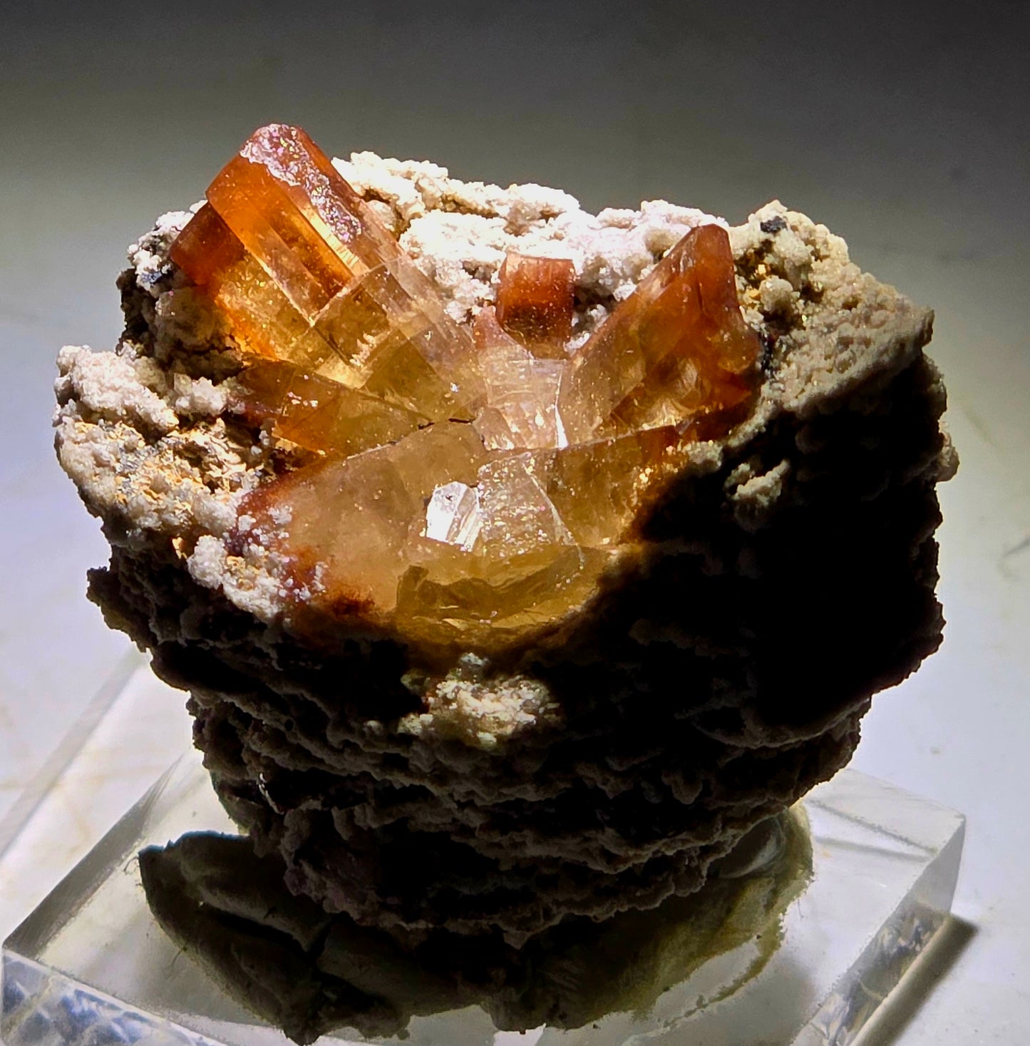 TOPAZ imperial, COLOUR SHERRY, RHYOLITE (miniature)