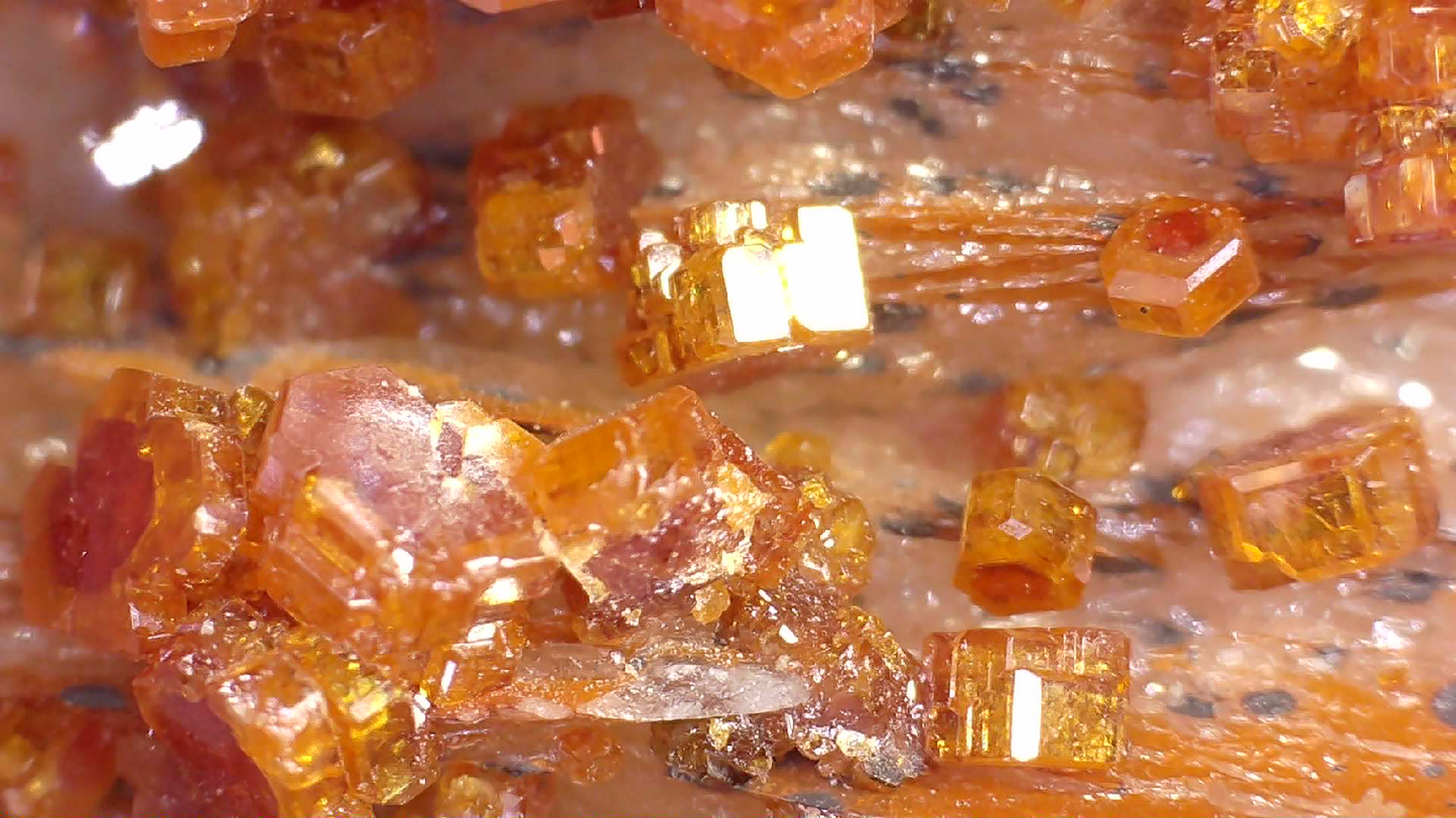 VANADINITE on BARYTE (miniature)