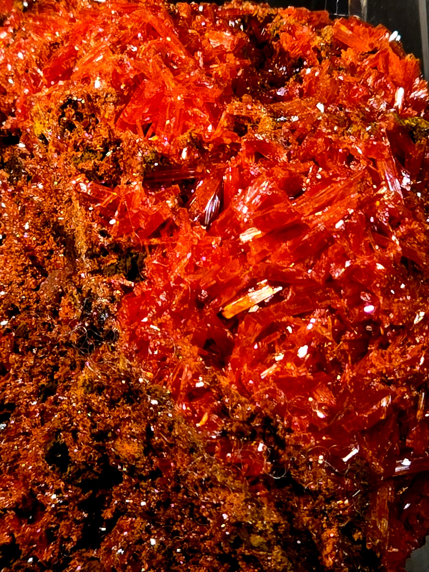 CROCOITE (small cabinet)