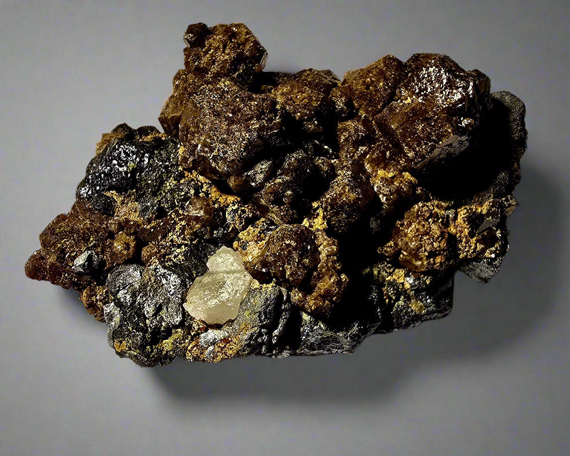 ANDRADITE (small cabinet), var DEMANTOID