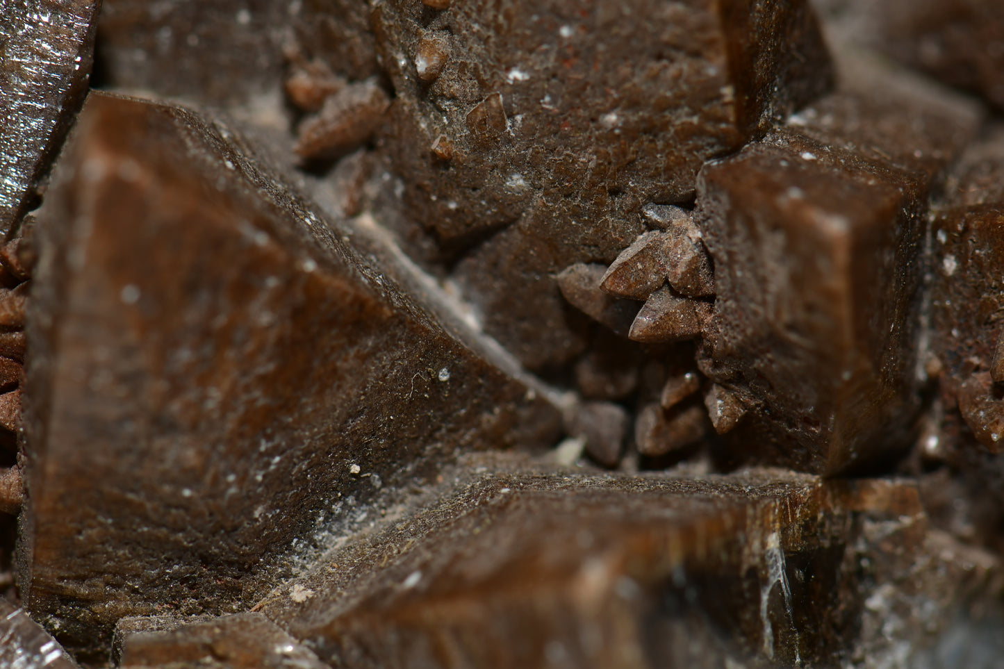 CALCITE - BROWN (cabinet)