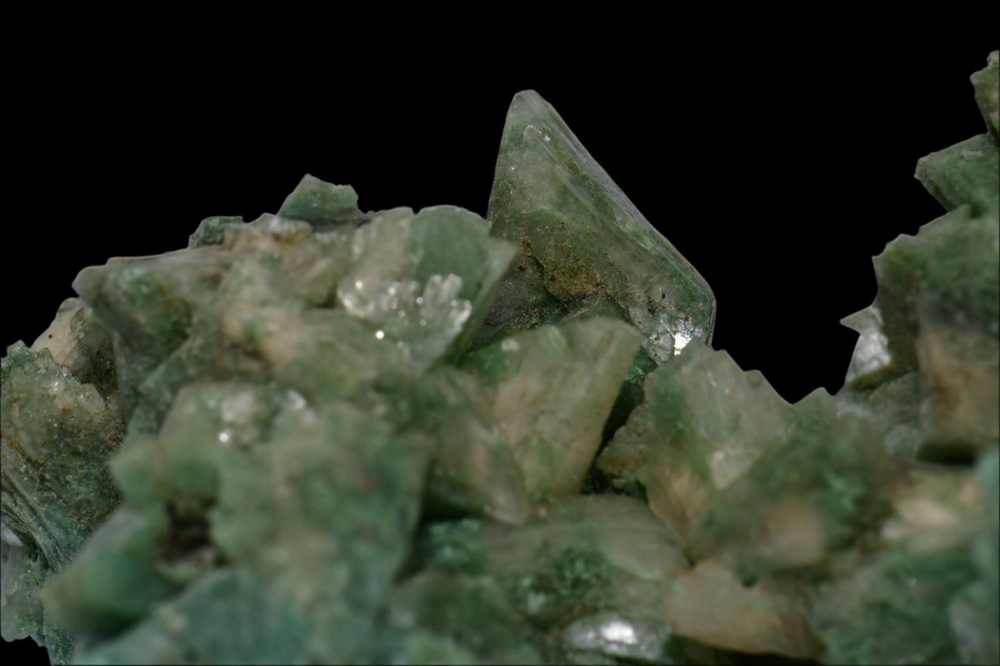 HEULANDITE (GREEN) (cabinet)