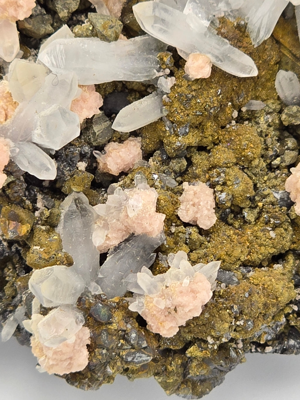 RHODOCHROSITE, CHALCOPYRITE, QUARTZ, SPHALERITE, SAN JOSE DE HUAYLLAY DISTR. CERRO DE PASCO PROV, PERU  CABINET