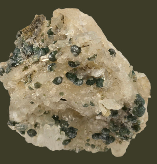 COOKEITE ON QUARTZ