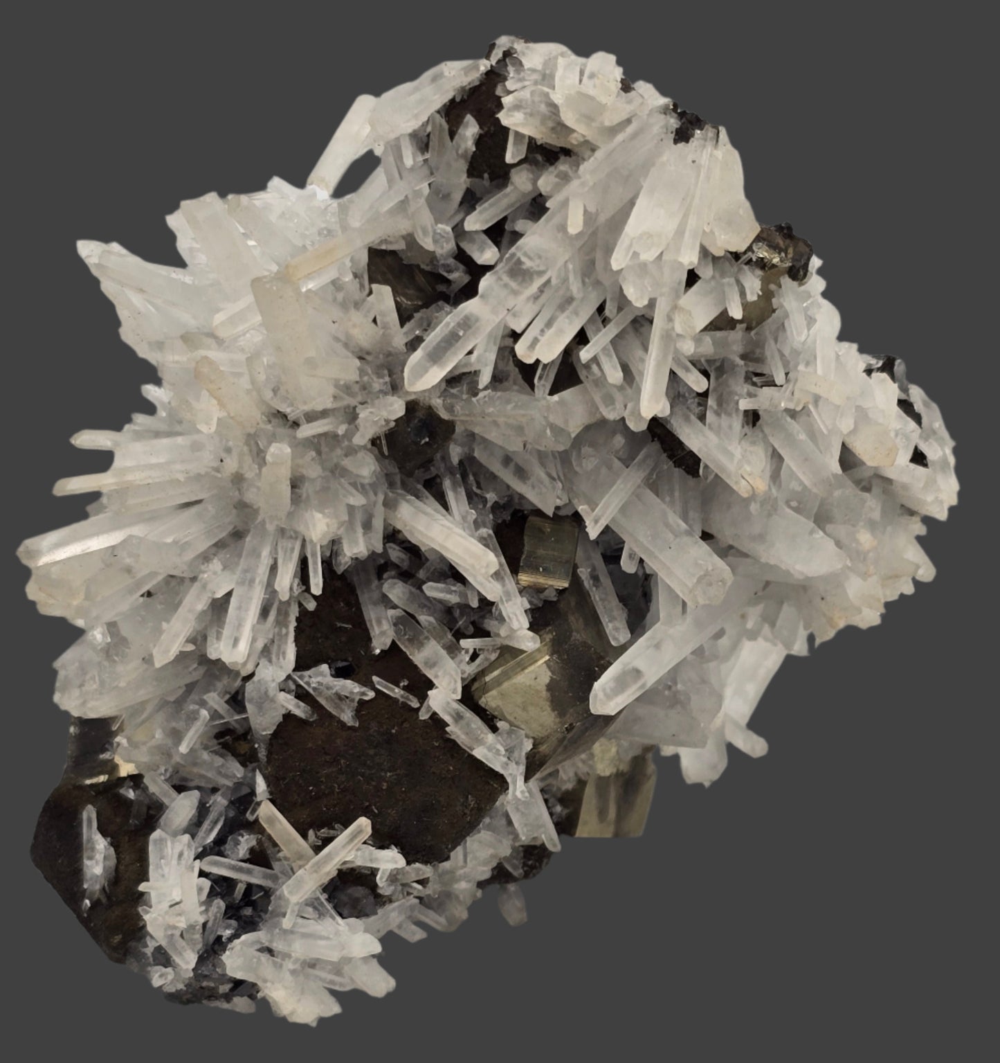 CHALCOPYRITE, PYRITE, MANGANOCALCITE with QUARTZ