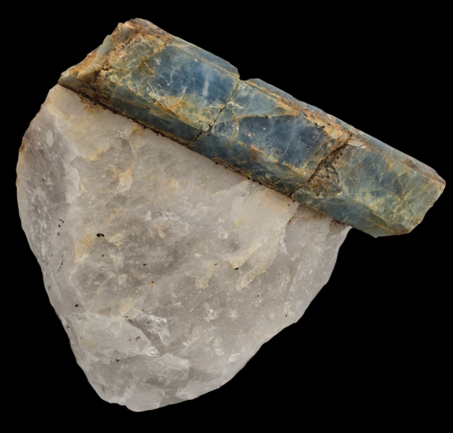 BERYL VAR AQUAMARINE on QUARTZ