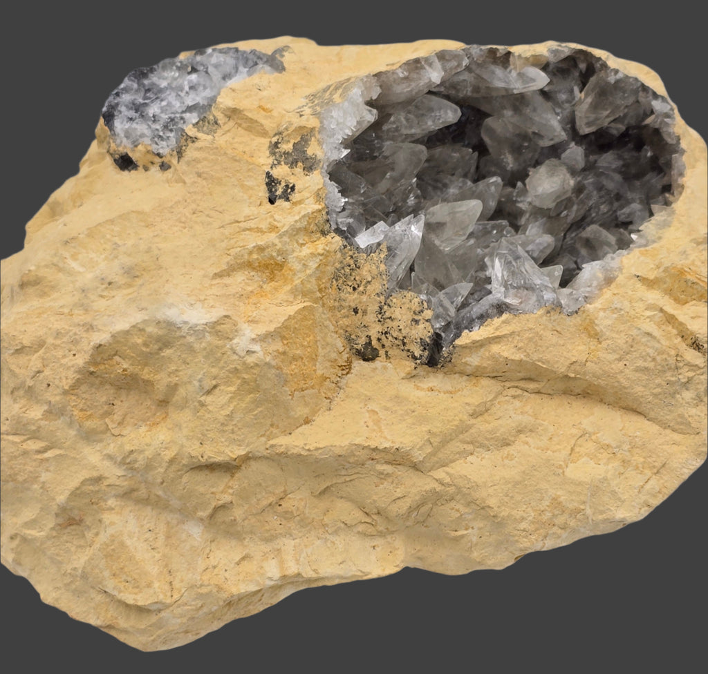 CALCITE (DOG TOOTH) TRANSPARANT (large cabinet)