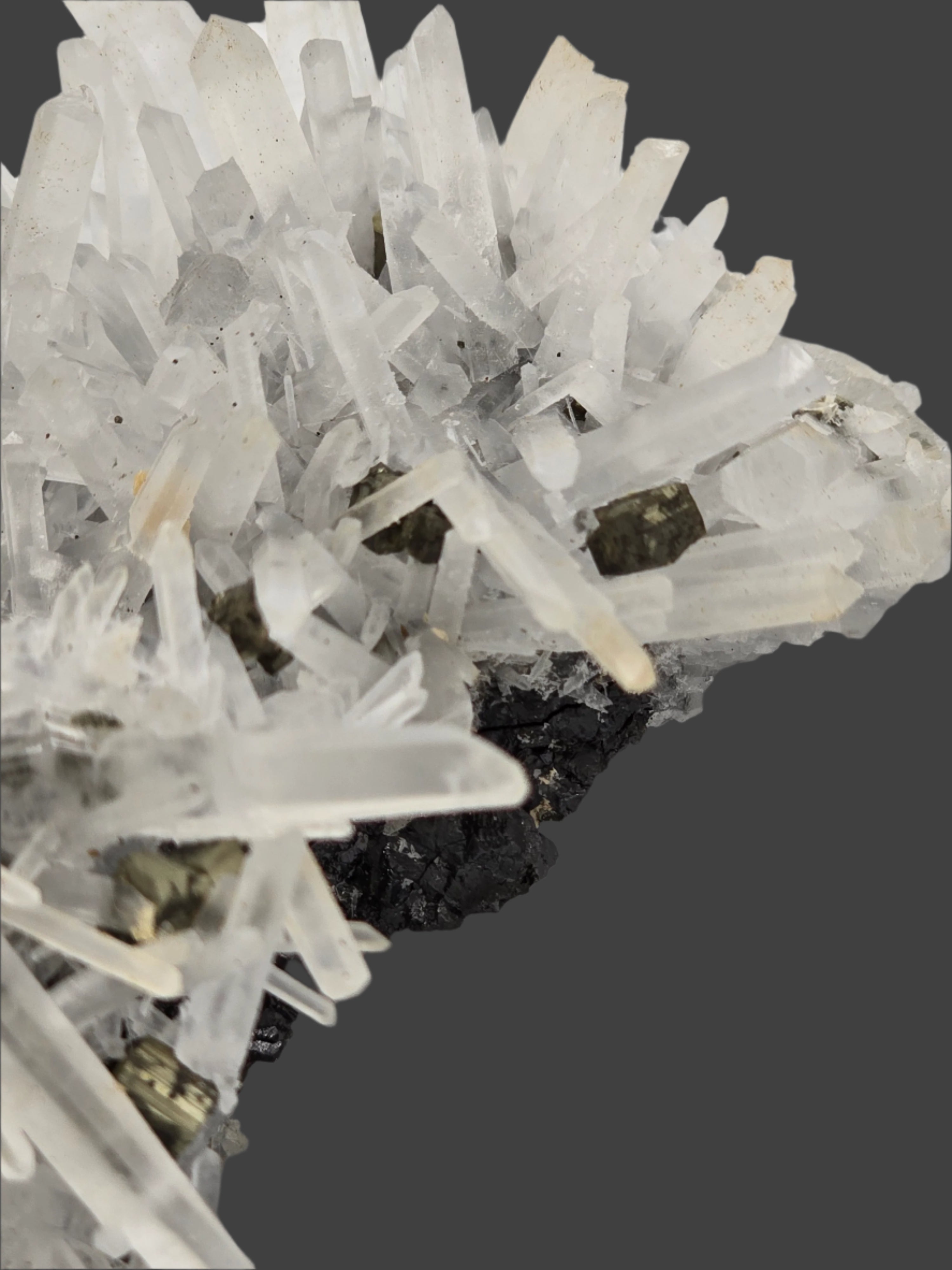 QUARTZ with SPHALERITE, CHALCOPYRITE, PYRITE and MANGANOCALCITE large cabinet