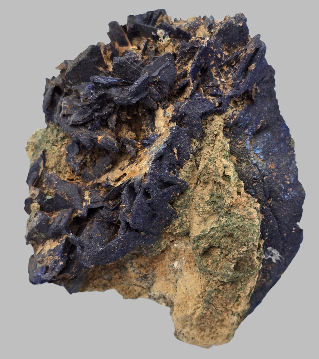 AZURITE (LARGE CABINET)