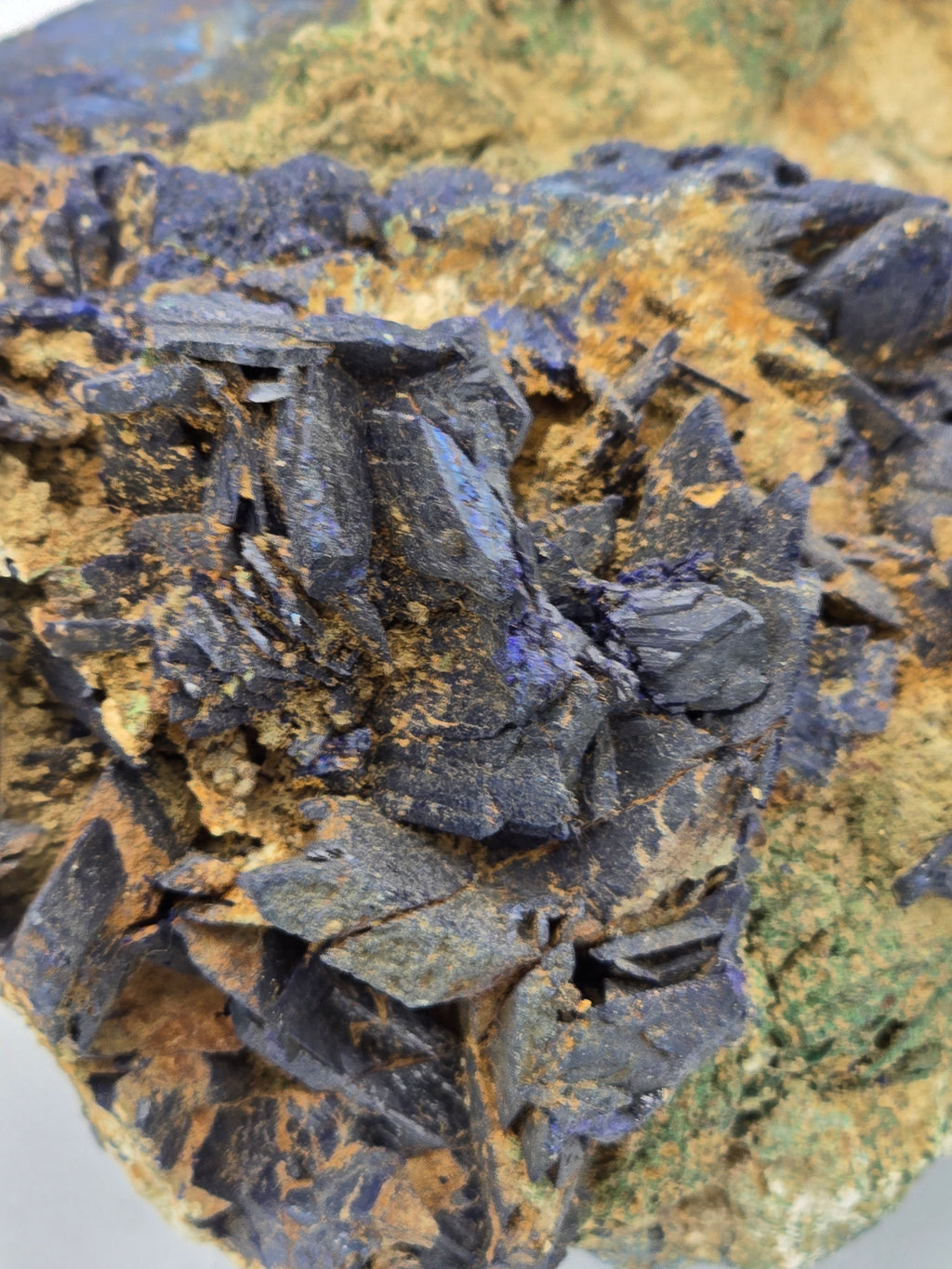 AZURITE (LARGE CABINET)