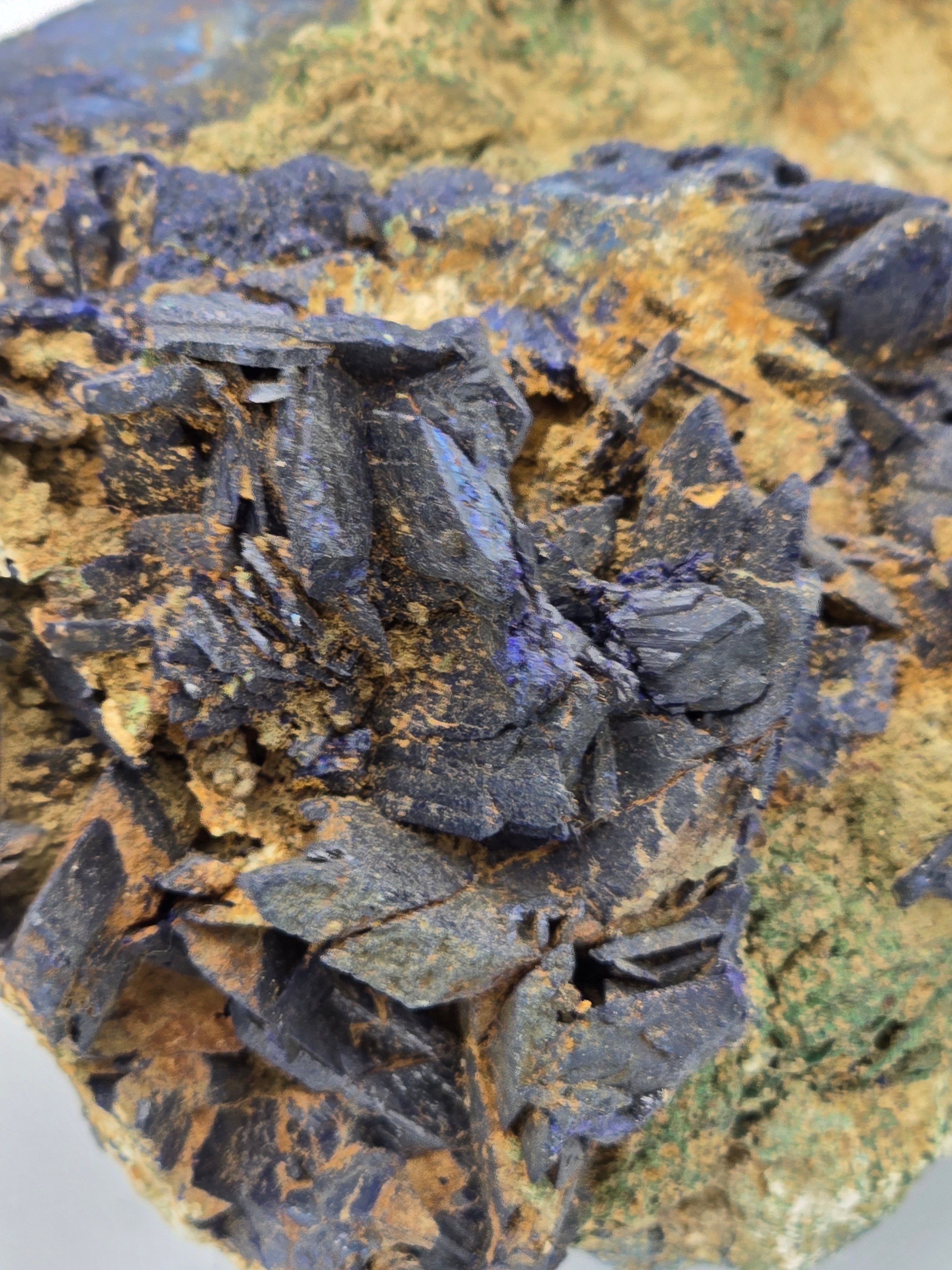 AZURITE (LARGE CABINET)