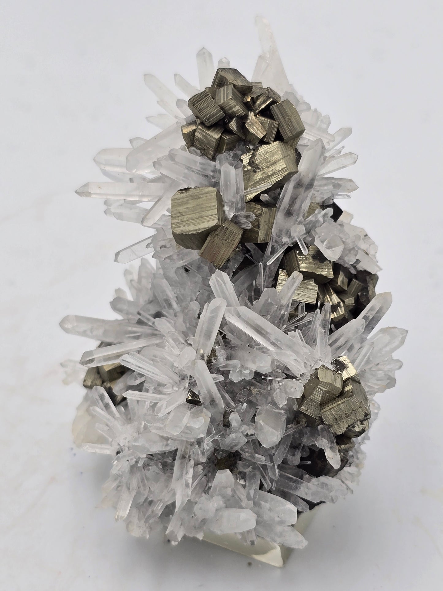 QUARTZ with PYRITE