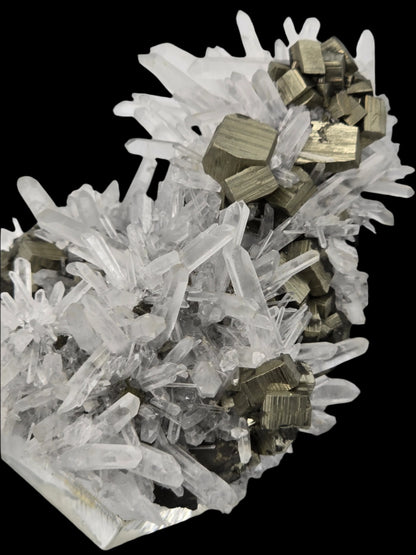 QUARTZ with PYRITE