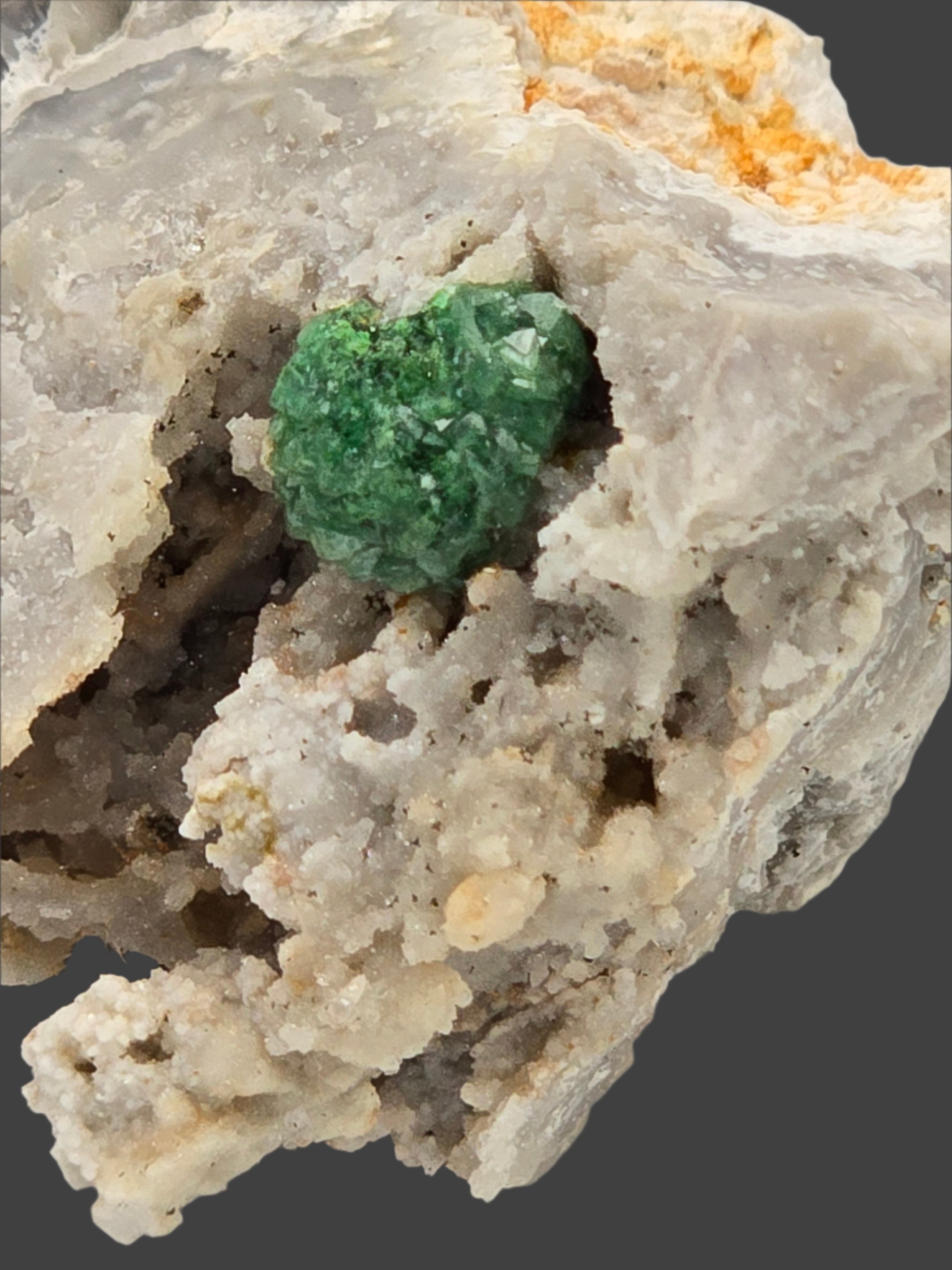 VARISCITE on CRANDALLITE small cabinet