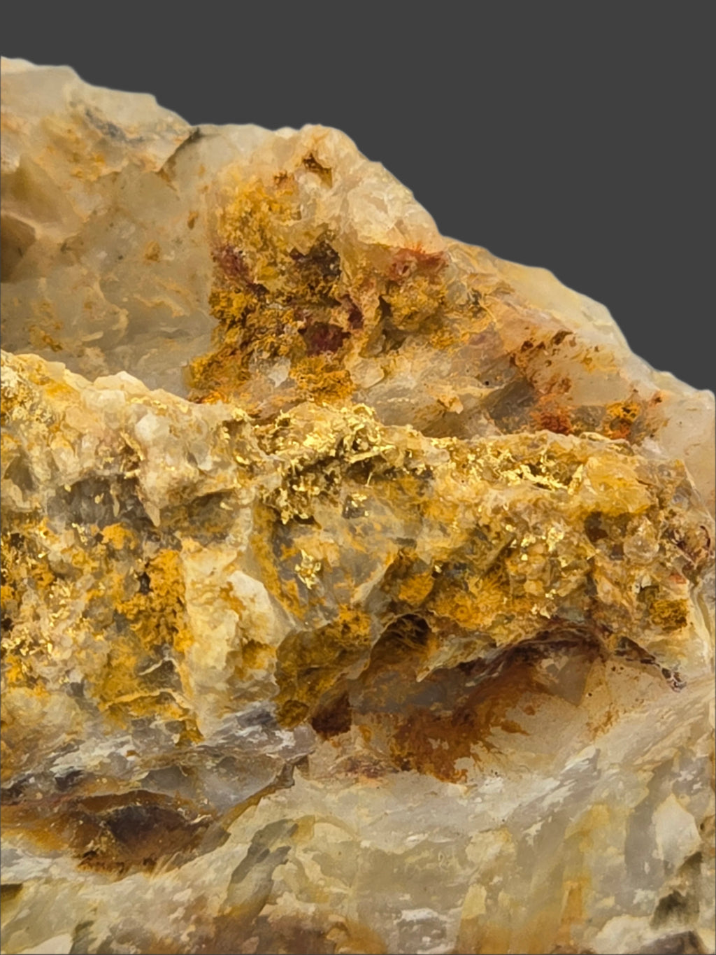 GOLD (WIRES) (cabinet)