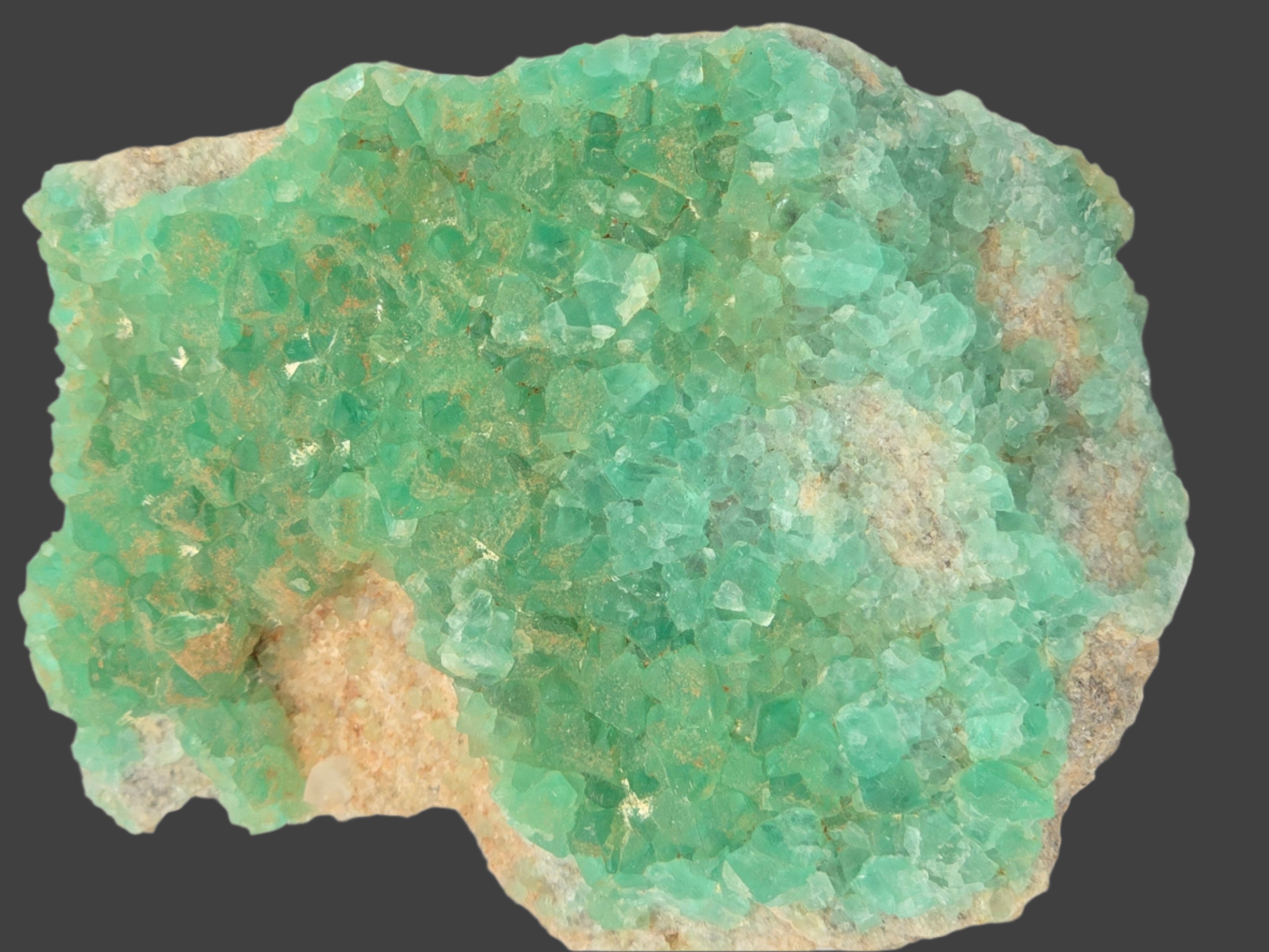 FLUORITE LIGHT GREEN (FLUORINE) RARE  cabinet