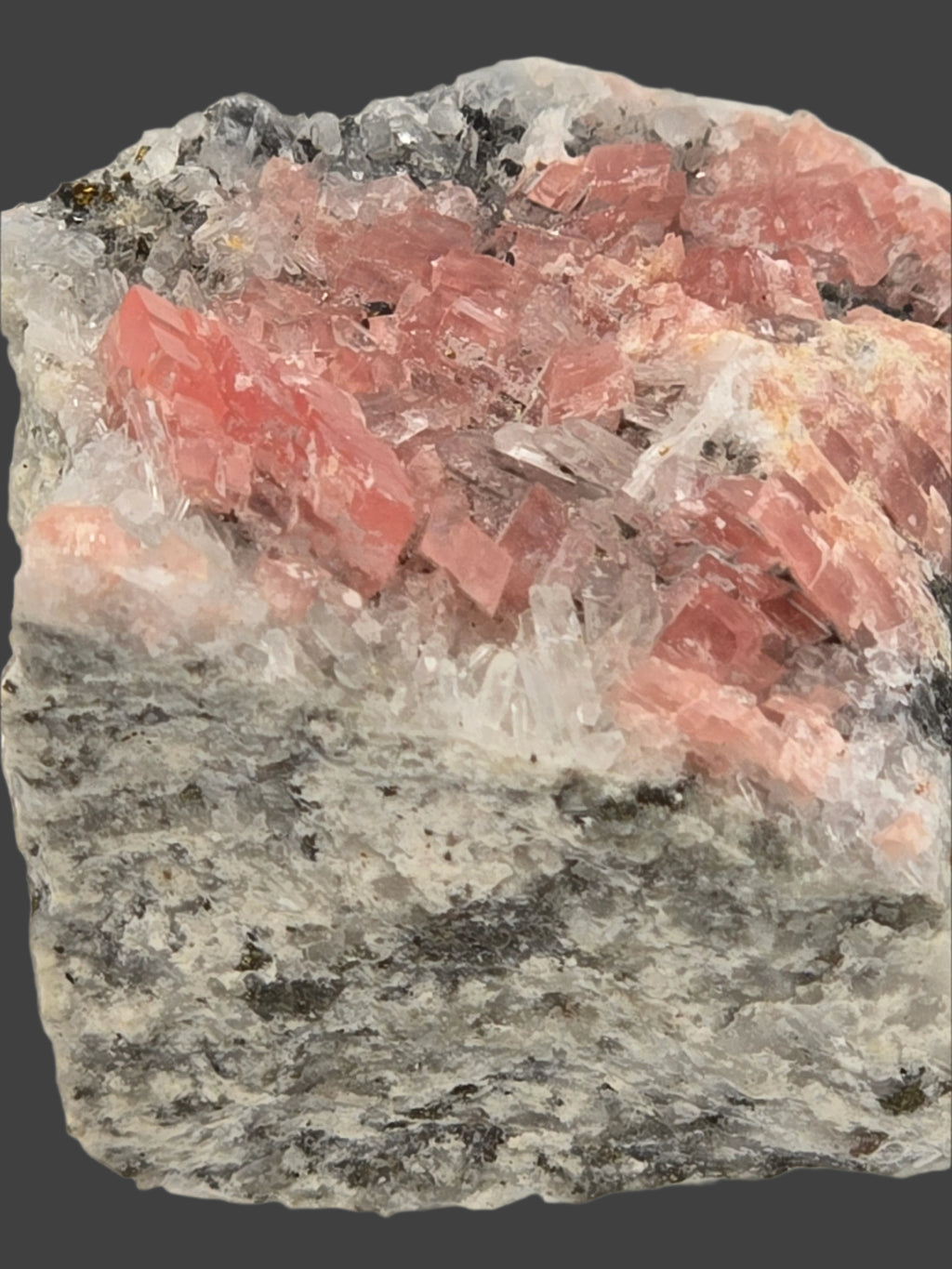 RHODOCHROSITE, QUARTZ and SPHALERITE (orange in LW UV) (small cabinet)