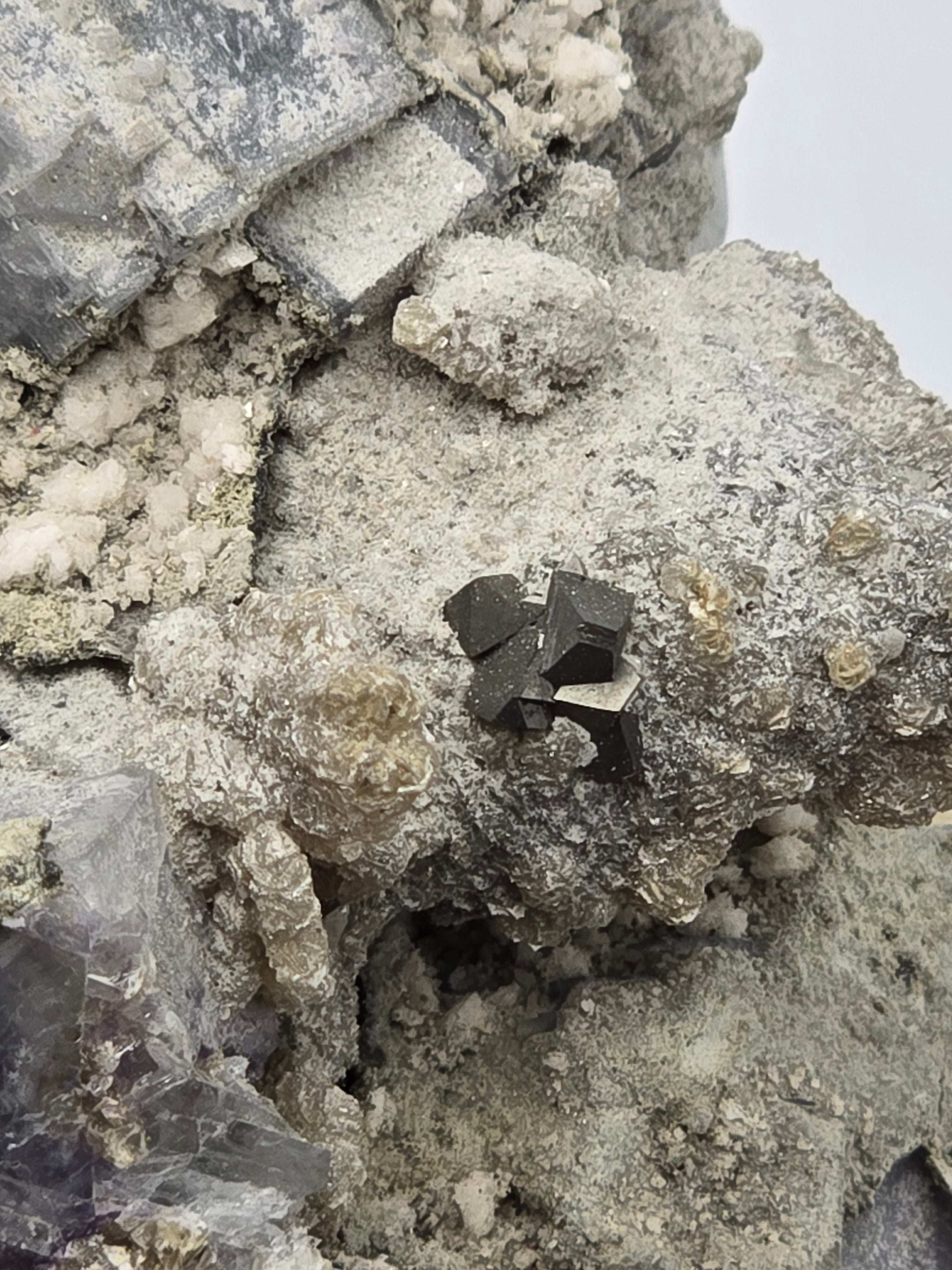 FLUORITE, PYRITE, QUARTZ