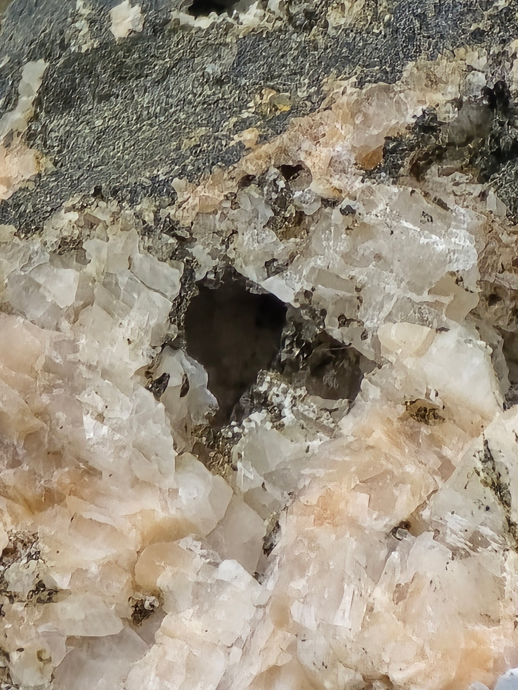 GOLD WIRES ON FELDSPAR PEGMATITE, VERY RARE (but also FOOLS GOLD on this specimen) (miniature)