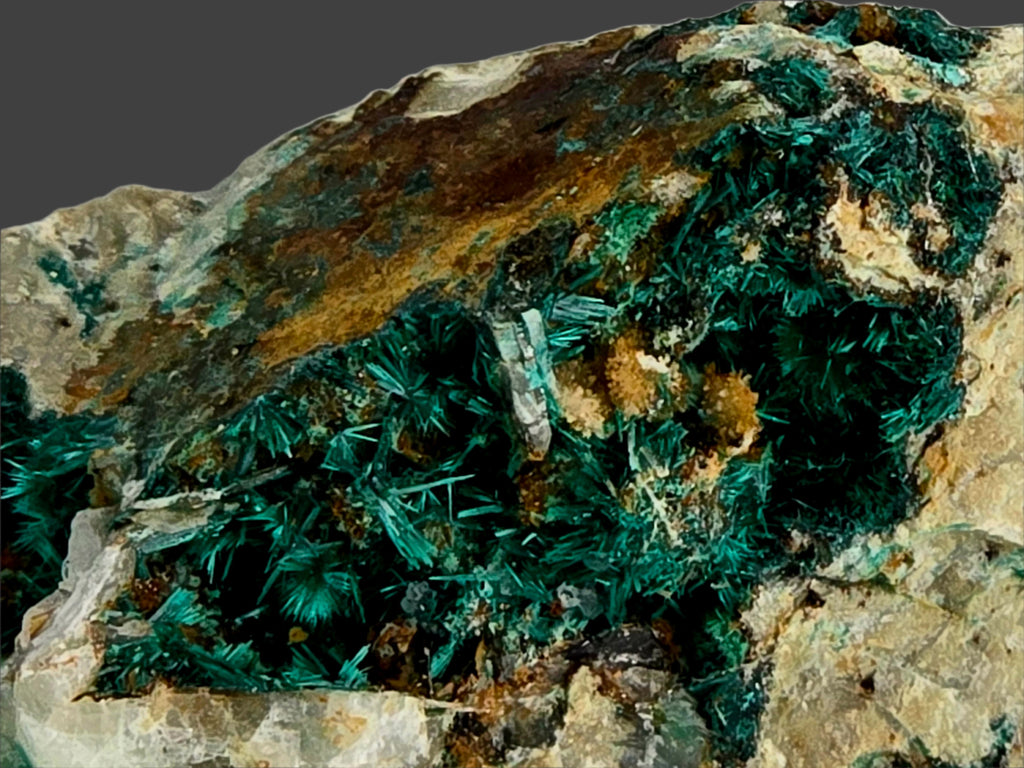 BROCHANTITE (small cabinet)