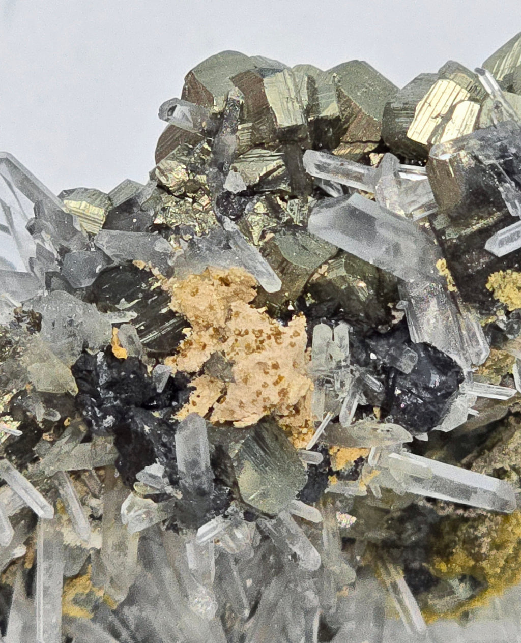 PYRITE, QUARTZ, MANGANOCALCITE, SPHALERITE (cabinet)