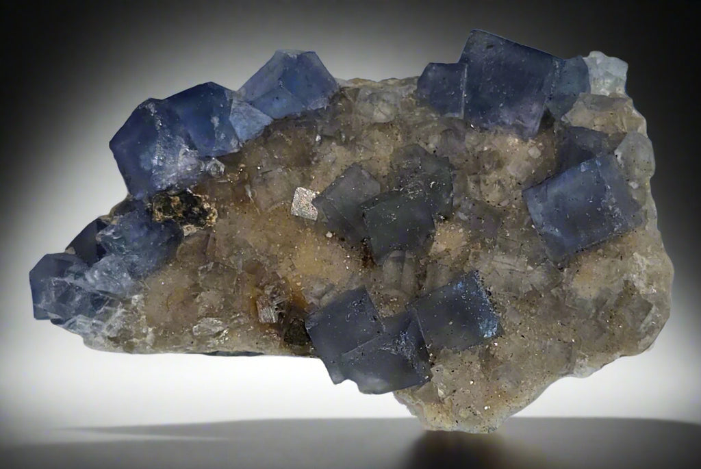 FLUORITE BLUE (small cabinet)
