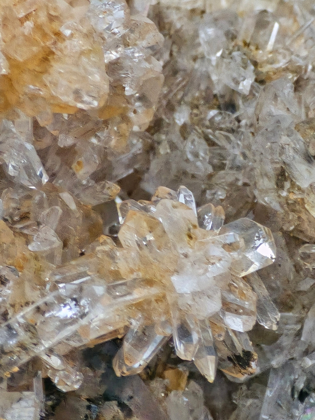 CREEDITE with BLUE FLUORITE  (small cabinet)