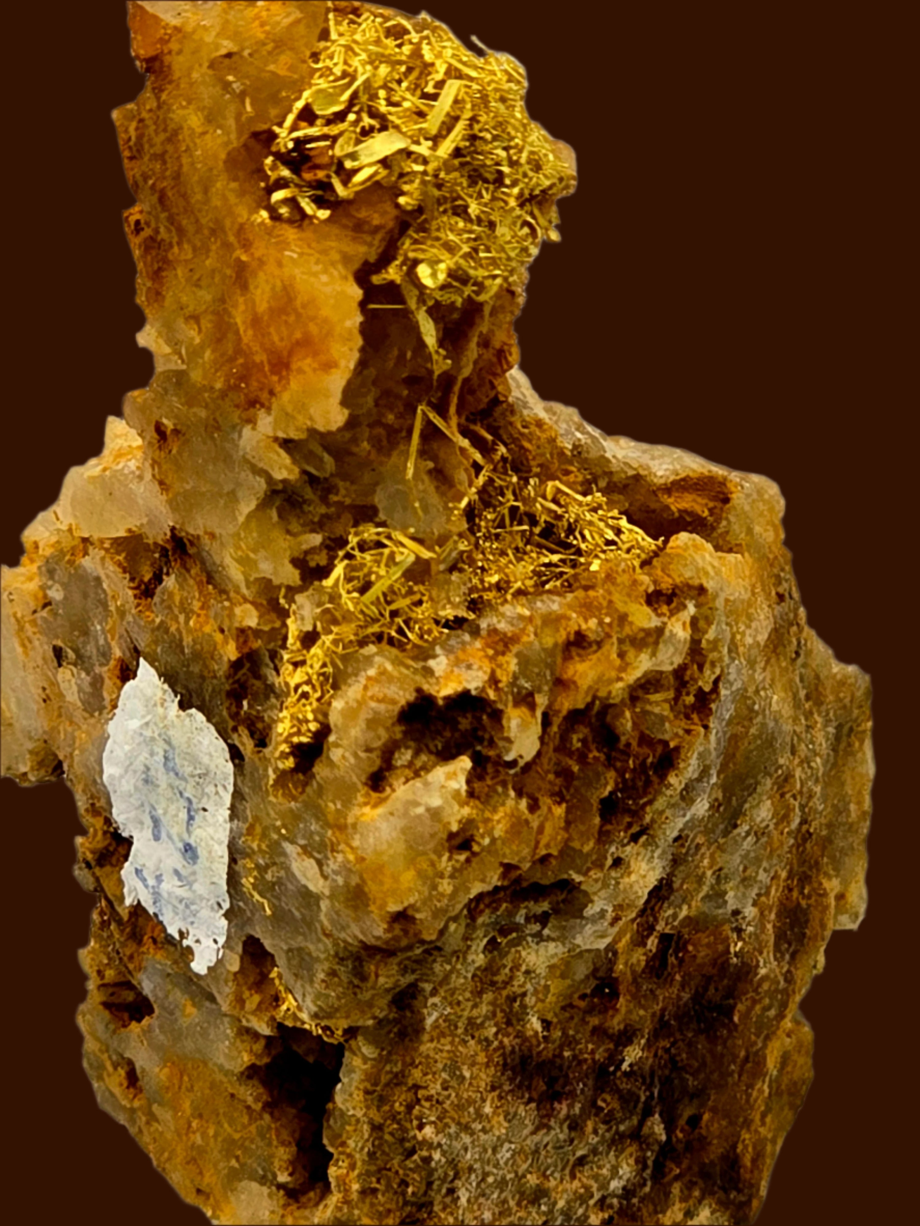 GOLD WIRES ON MATRIX (small cabinet)