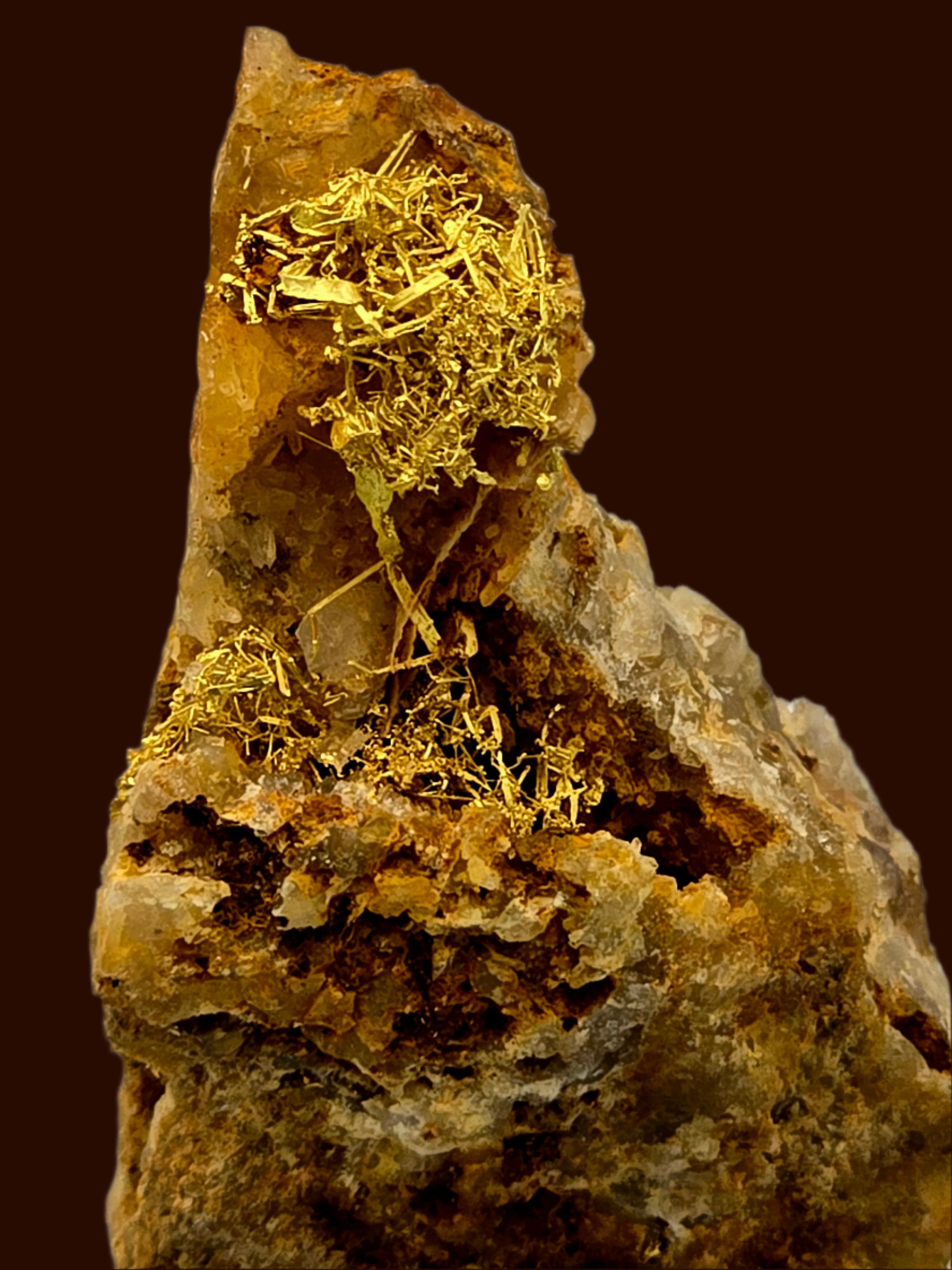 GOLD WIRES ON MATRIX (small cabinet)