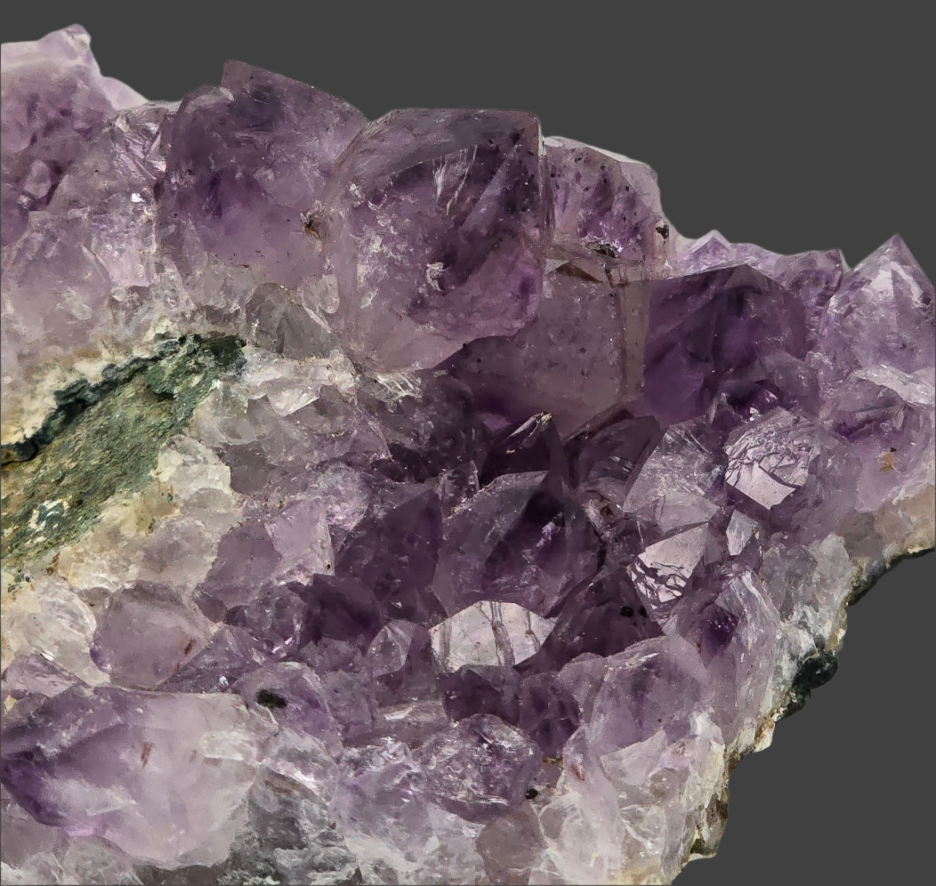 QUARTZ - AMETHYST (cabinet)