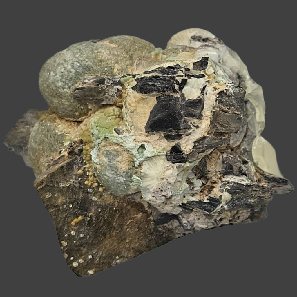 WAVELLITE (small cabinet)