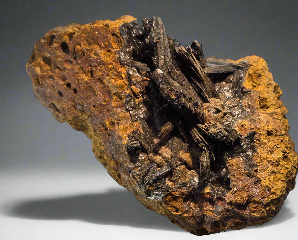 VIVIANITE (cabinet)