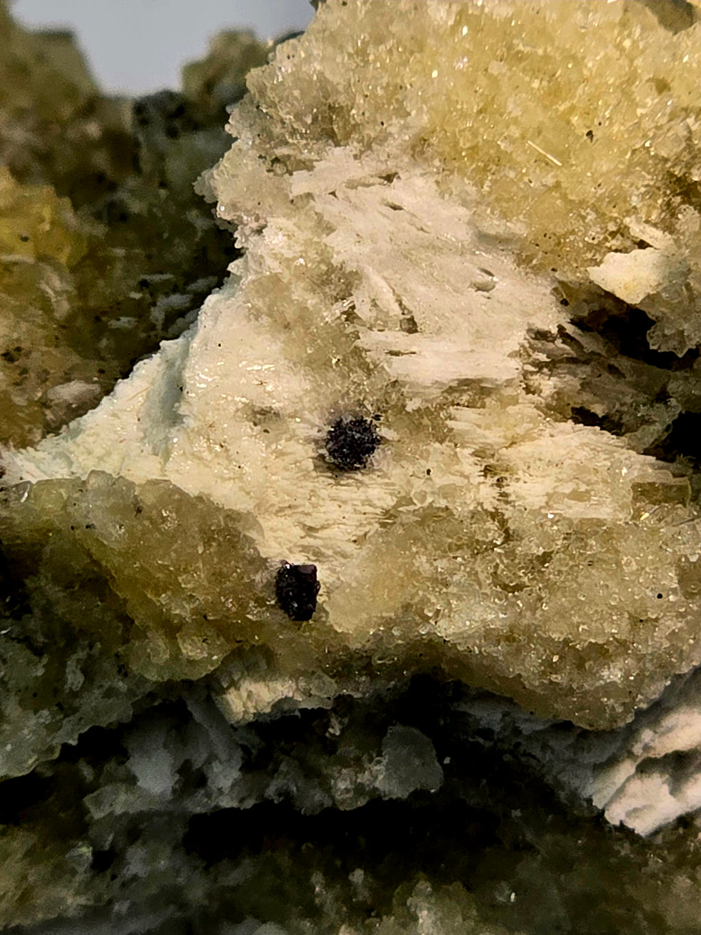 FLUORITE, BARYTE, GALENA and SPHALERITE, VALENTINITE (?) Belorechensk ULTRA RARE (small cabinet)