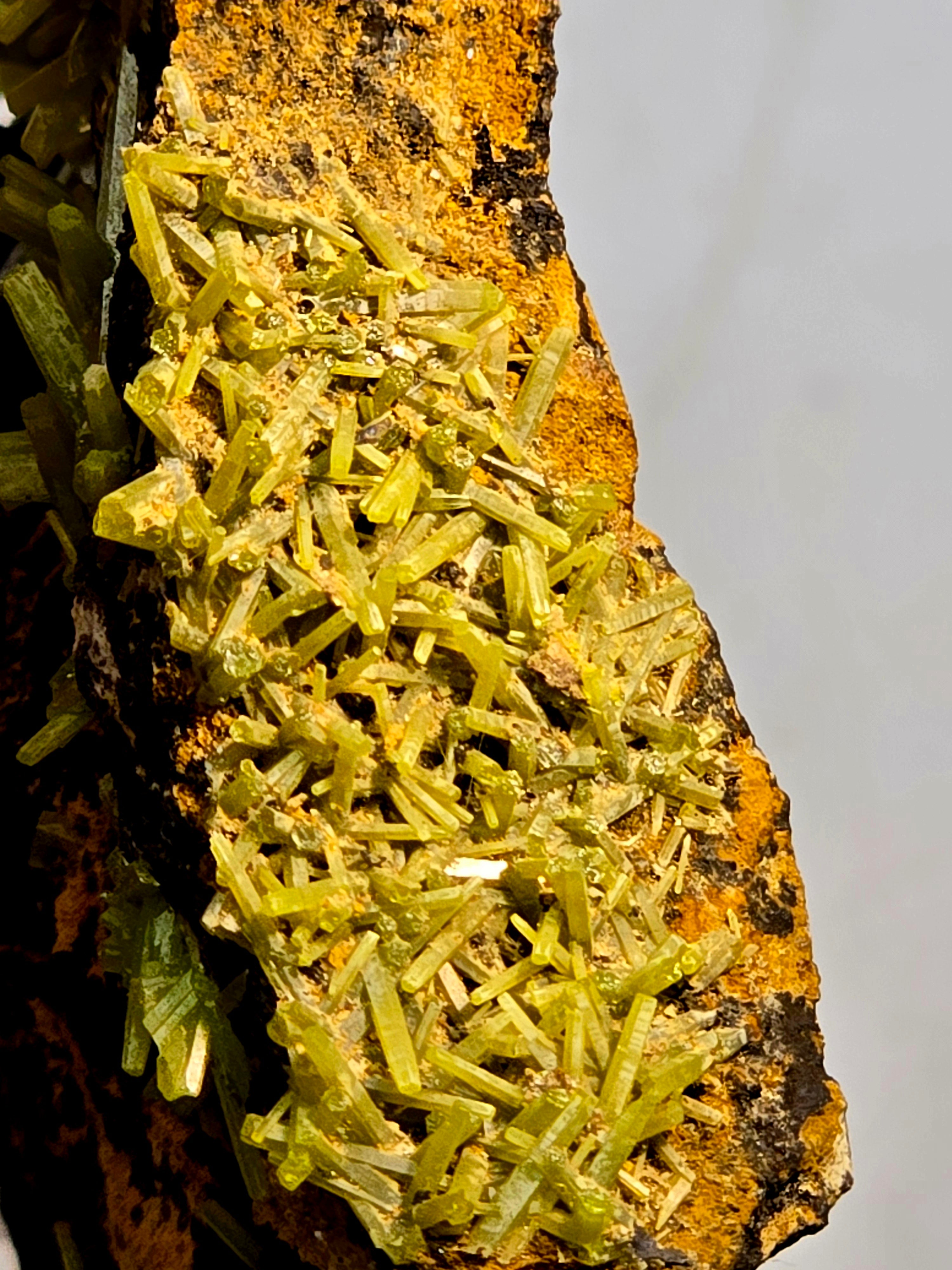 PYROMORPHITE (small cabinet)