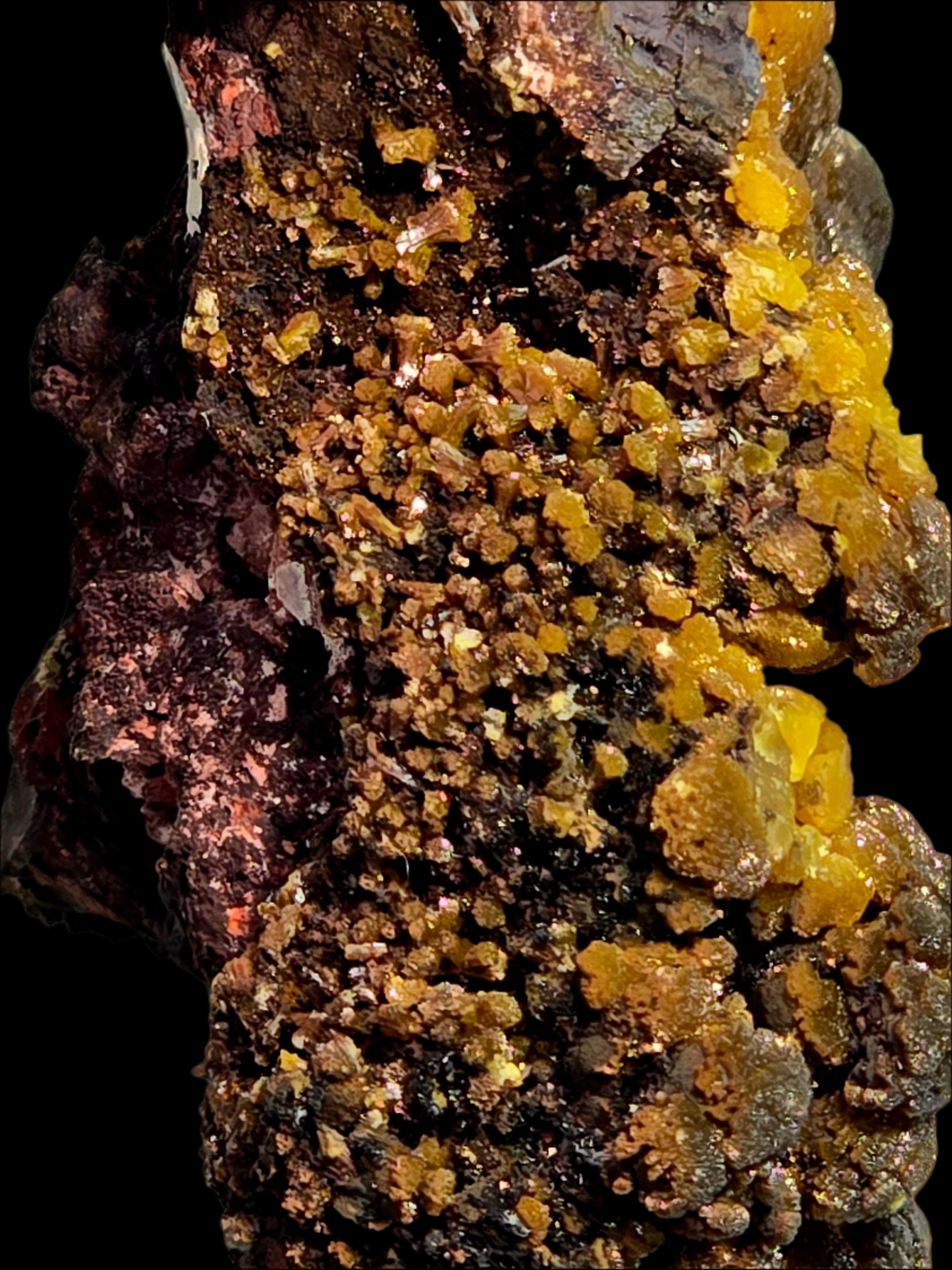 MIMETITE on LIMONITE (cabinet)