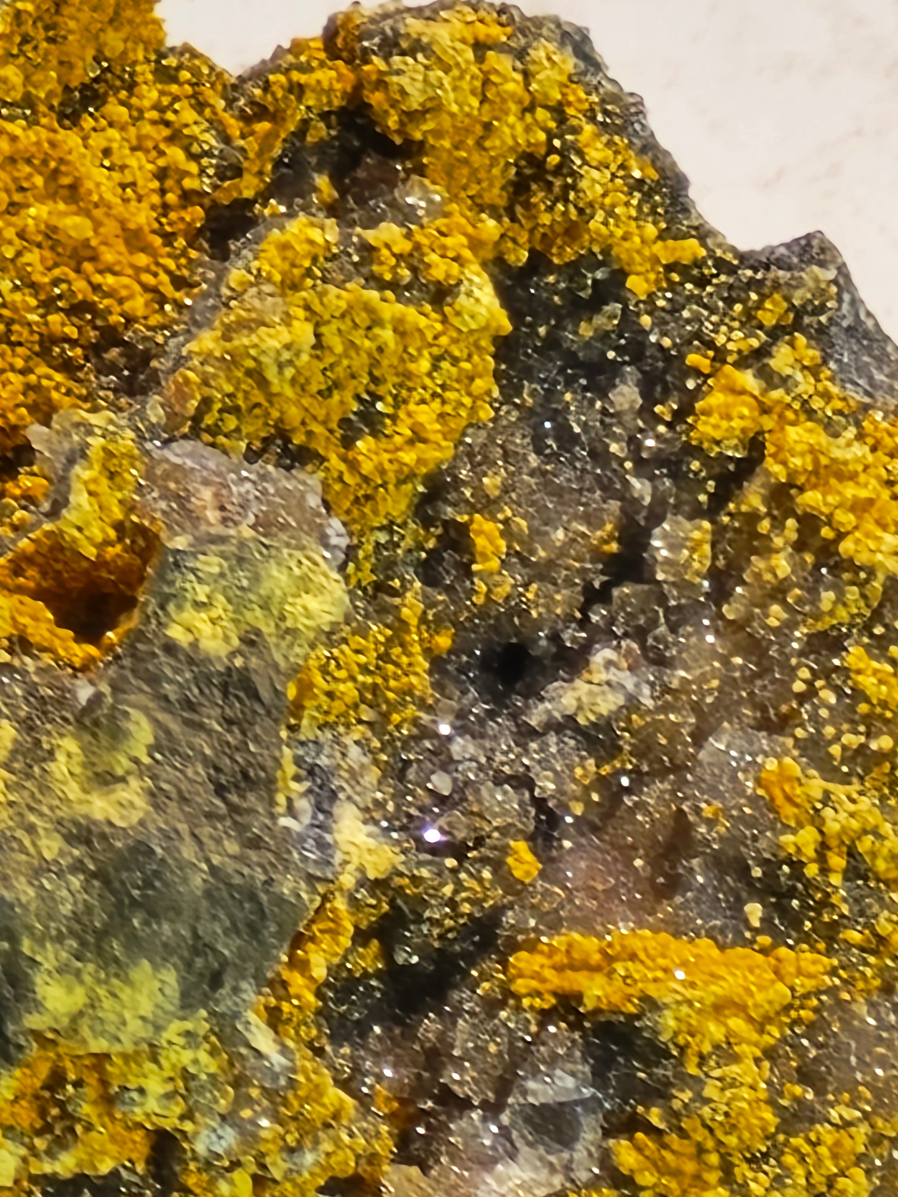 MIMETITE and WILLEMITE (miniature and micro)