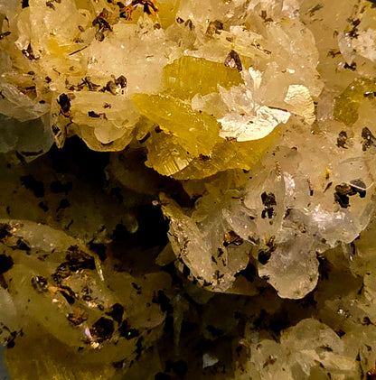 SIDERITE on DOLOMITE