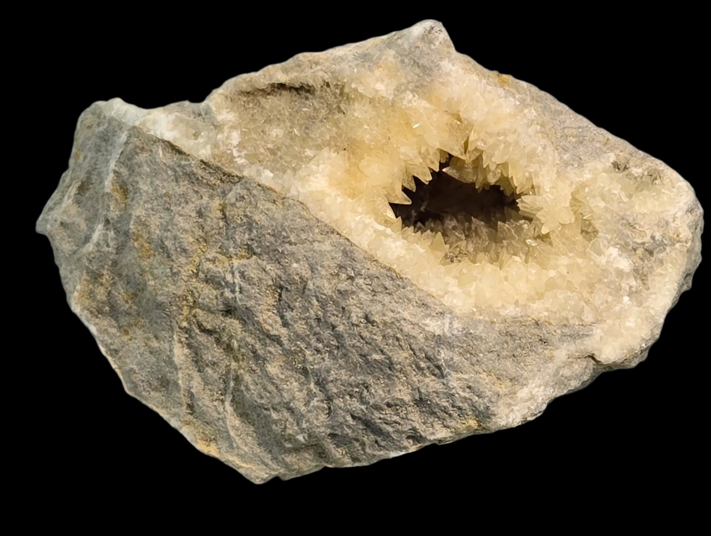 CALCITE (DOG TOOTH) small geode