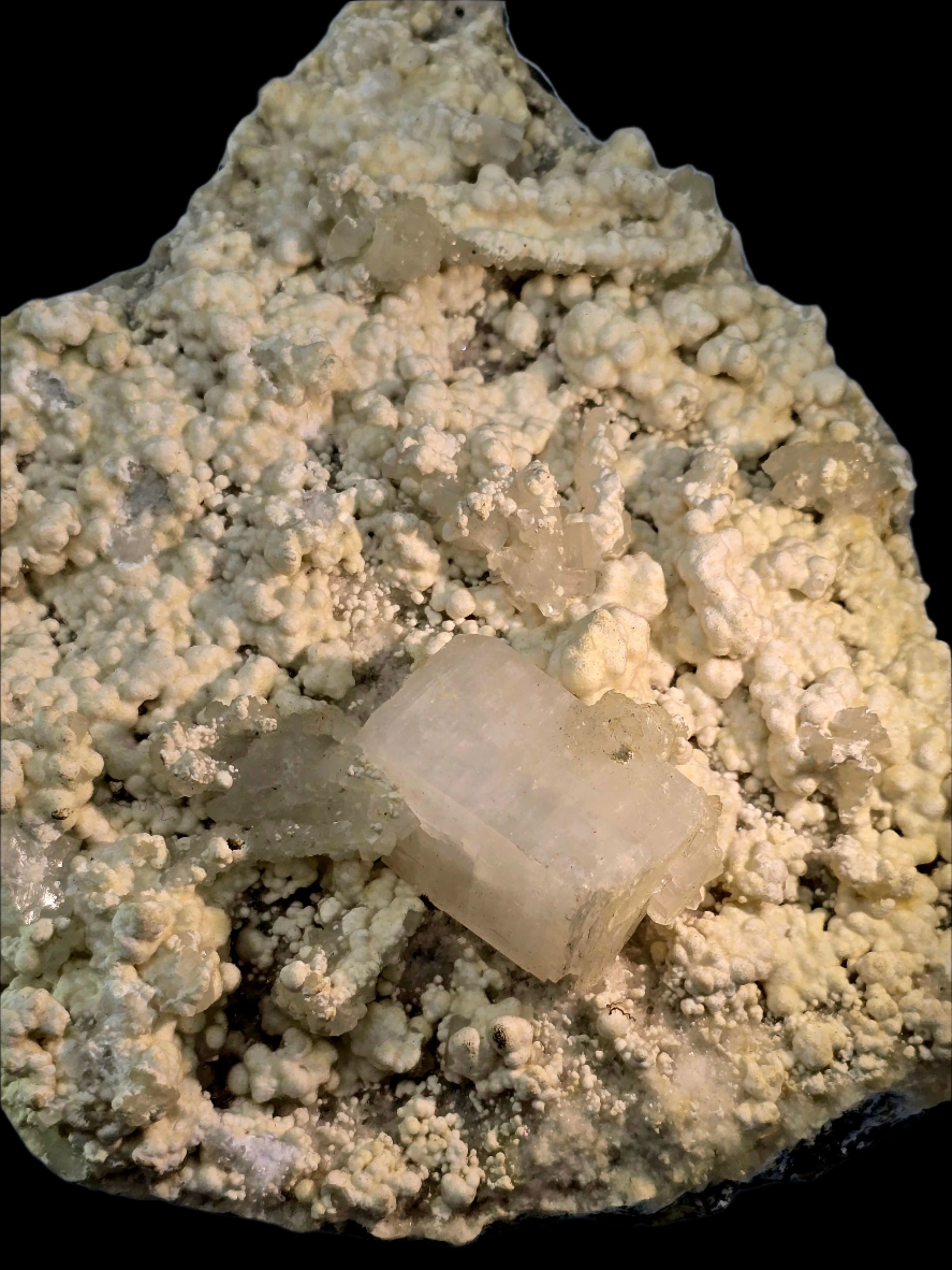 APOPHILLITE with STILBITE